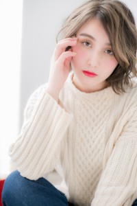 ハイライトベージュ