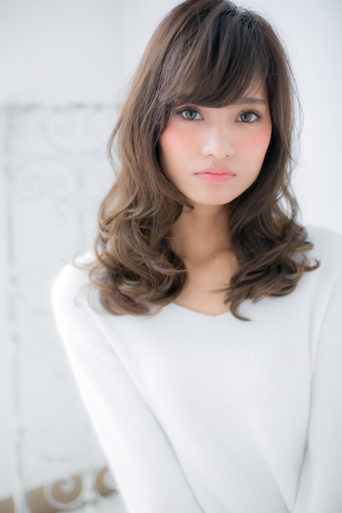 斜めバング☆ミルクティーカラーが大人かわいいb