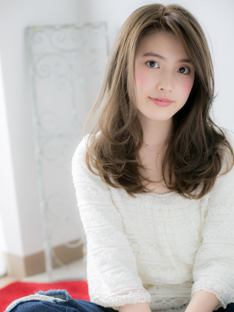 上品なモーブカラー艶ロングa