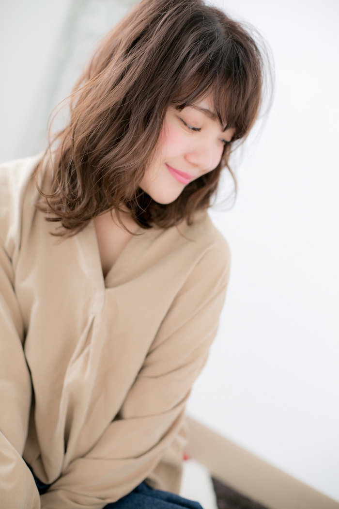 斜めバングで目力UP♪グラマラスセミディc