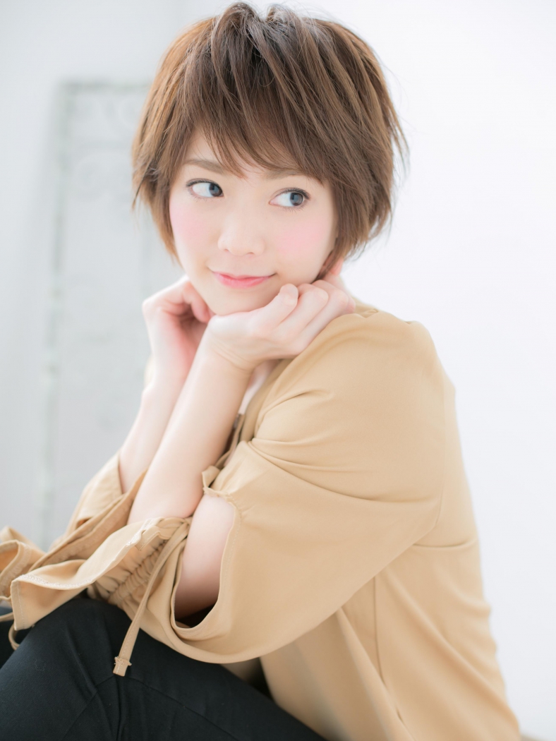 斜めバング☆ふんわりエアリーショートa