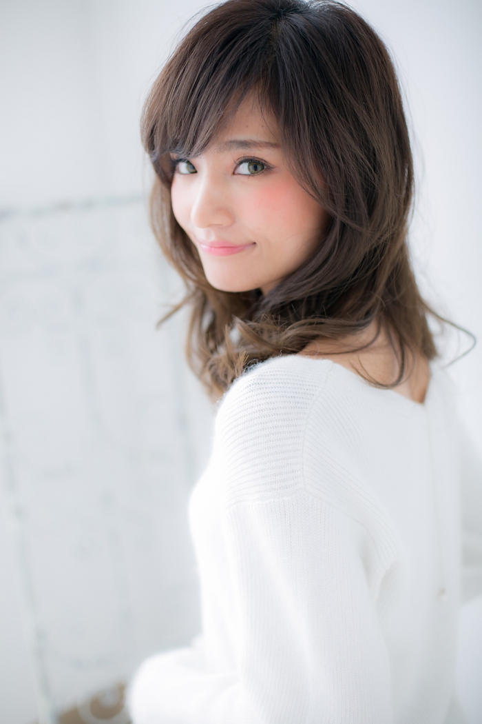 斜めバング☆ミルクティーカラーが大人かわいいc